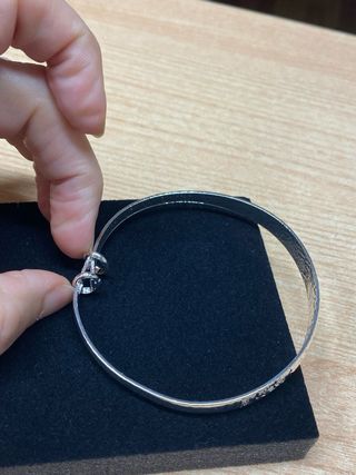 Bracciale in acciaio regolabile con stelle