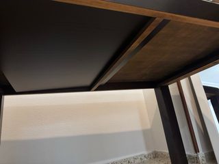 Mesa comedor cristal negro y patas madera