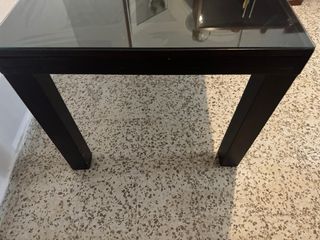 Mesa comedor cristal negro y patas madera