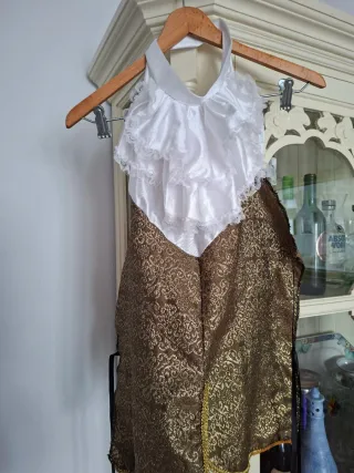 Disfraz Pechera Volantes Blanco y Dorado