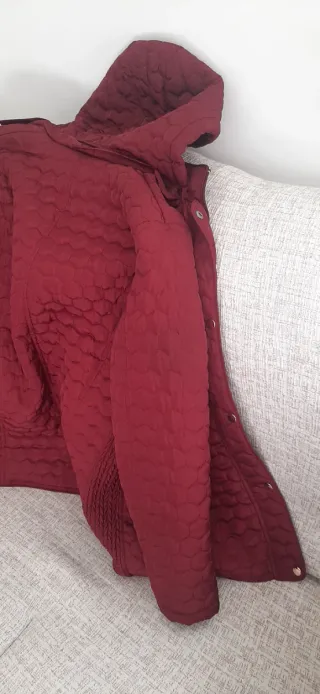 Chaquetón mujer color vino, burdeos