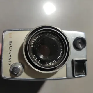 Cámara Súper 8 Halina Vintage