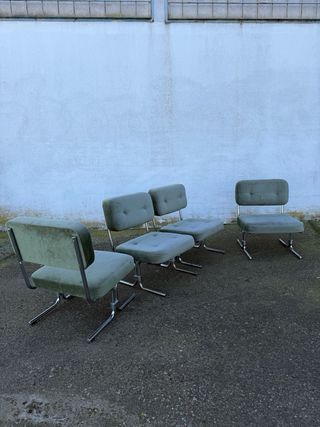 Juego de 4 sillones de tela y metal