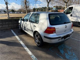Volkswagen Golf 2003