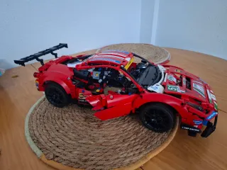 Lego Ferrari 488 GTE Technic