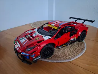 Lego Ferrari 488 GTE Technic
