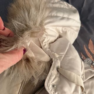 Nuevo Abrigo pluma ZARA blanco roto