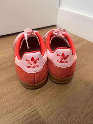 Adidas Gazelle coral y Rosas