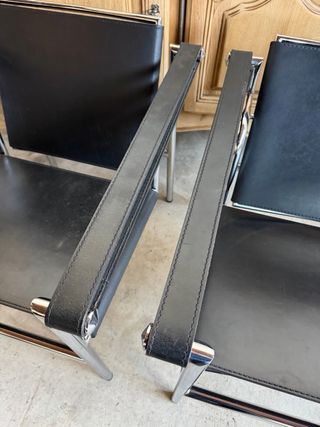 Sillones de Cuero y Metal