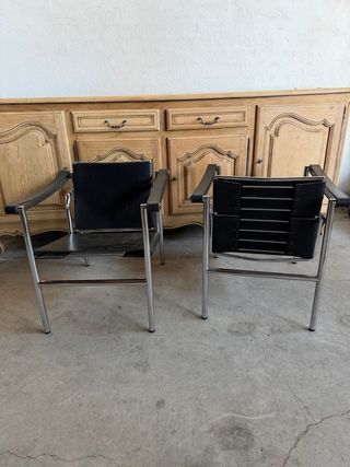 Sillones de Cuero y Metal