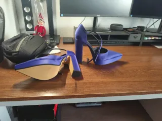 Zapatos de tacón Zara punta fina