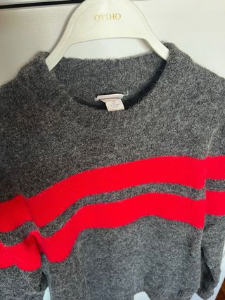 Jersey H&M Lana Gris y Rojo