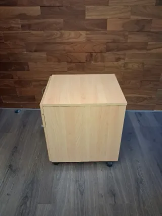 Cajonera Wellmöbel oficina