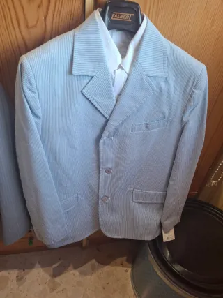 Traje Rayas Azul Claro