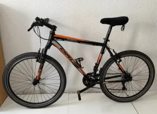 Bicicleta Opus FR100 Negra/Naranja