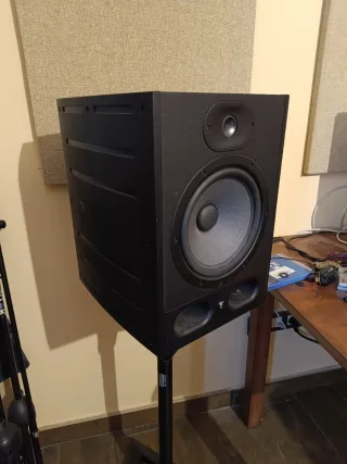 Monitores Focal Alpha 80 + Soportes