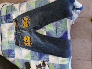 Pantalones vaqueros WRUNG largos