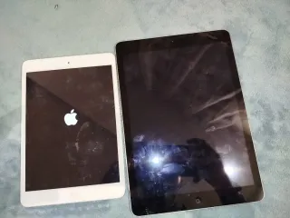 2 iPad Mini per parti