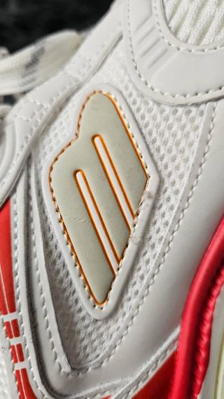 Zapatillas Balenciaga Blancas y Rojas