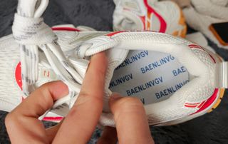 Zapatillas Balenciaga Blancas y Rojas