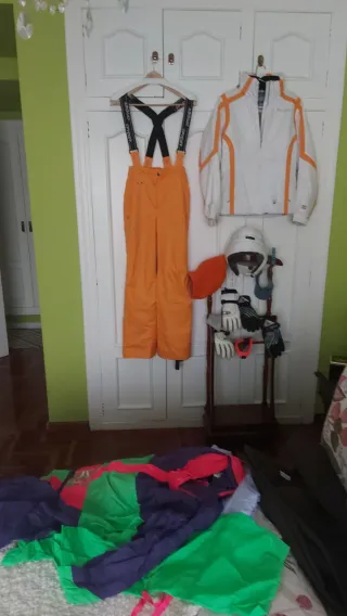 Traje de esquí Spyder 8 días de uso