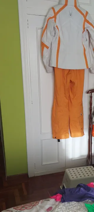 Traje de esquí Spyder 8 días de uso