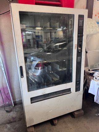 Máquina de Snacks Vending