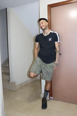 Conjunto SikSilk Camiseta Negra y Pantalón Corto