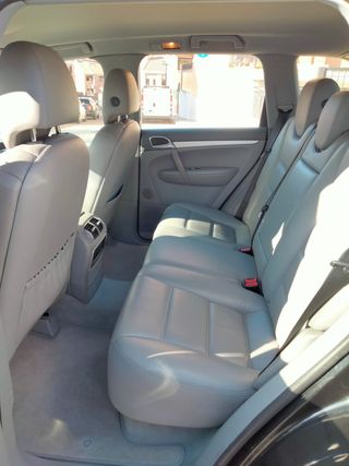 Porsche Cayenne 2004 - 250Cv - Gasolina Automático