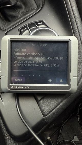 Navegador GPS Garmin nüvi 200