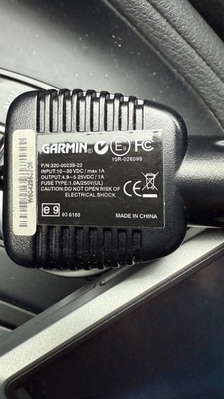 Navegador GPS Garmin nüvi 200