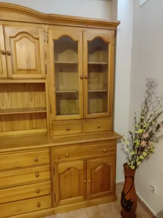 An220x230la. Mueble de salón de madera y cristal