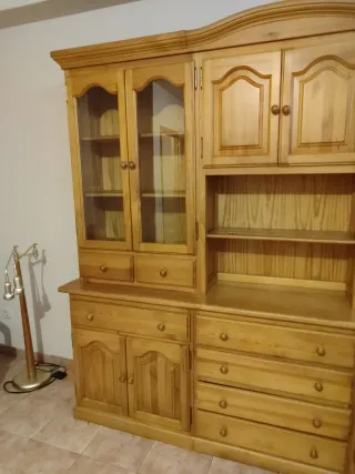 An220x230la. Mueble de salón de madera y cristal