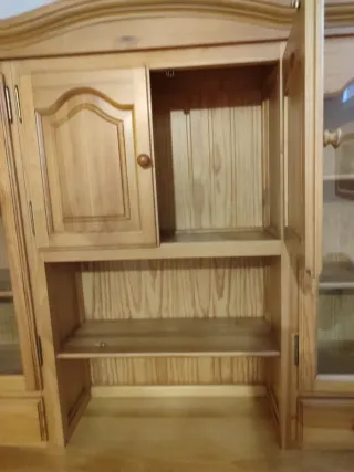 An220x230la. Mueble de salón de madera y cristal