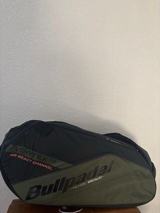 Paletero Bullpadel Vertex 03 Verde/Negro