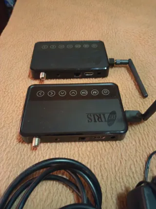 2 Decodificadores Satélite Iris 1900 HD