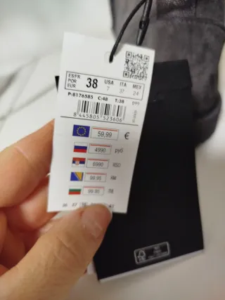 Botas estilo UGG grises