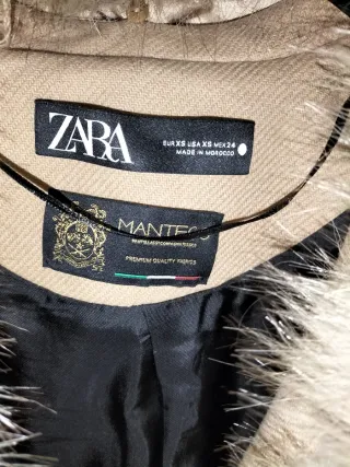 Abrigo Zara Lana Beige con Cuello Peludo
