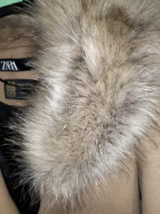 Abrigo Zara Lana Beige con Cuello Peludo