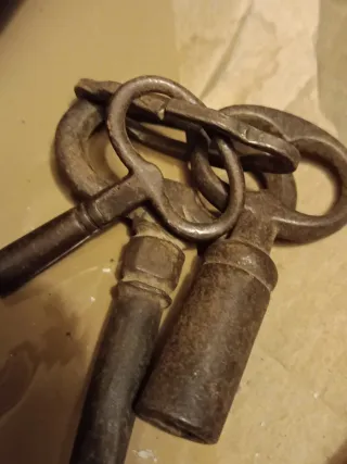 Chiavi per carica antiche