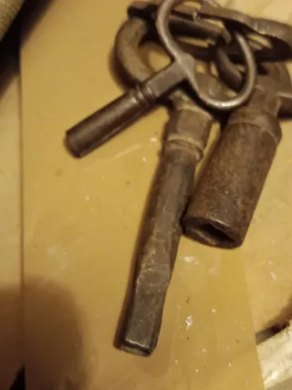 Chiavi per carica antiche