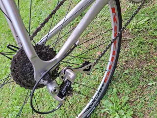 Bicicleta de carretera Deroy aluminio