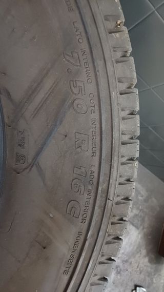 4 Neumáticos 7.50 R 16 C MICHELIN LATITUDE