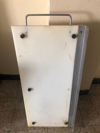 2 taglieri con manico