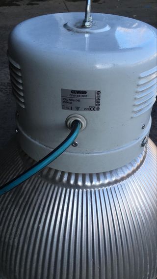 Lámpara de exterior colgante