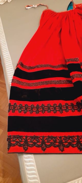 Falda traje segoviana antigua