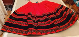 Falda traje segoviana antigua
