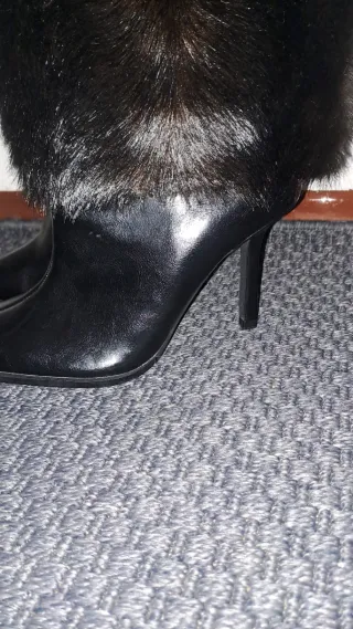 Botas altas negras con pelo