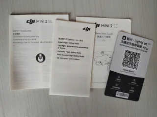 Dron DJI Mini 2 SE con mando y baterías