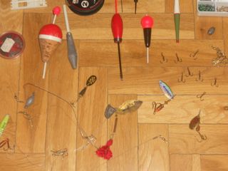 LOTE DE MATERIAL DE PESCA Nº3. VER FOTOS.